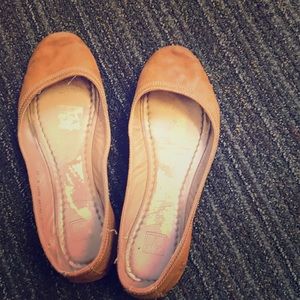 Frye Carson ballet flats